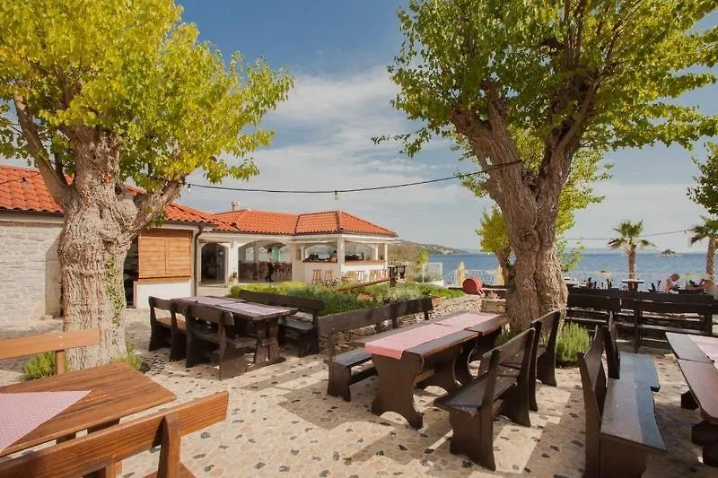 Apartments Belvedere Seget Vranjica - Cdm03037-Cya Trogir