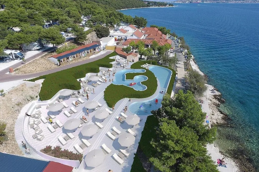 Apartments Belvedere Seget Vranjica - Cdm03037-Cya Trogir